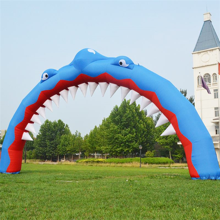临城鲨鱼广告拱门
